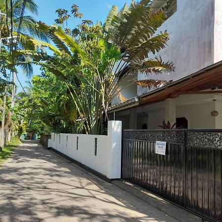 Hotel Mealanie'S House Unawatuna Esterno foto