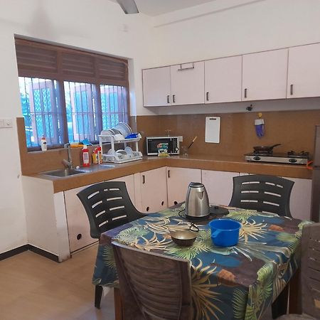 Hotel Mealanie'S House Unawatuna Esterno foto