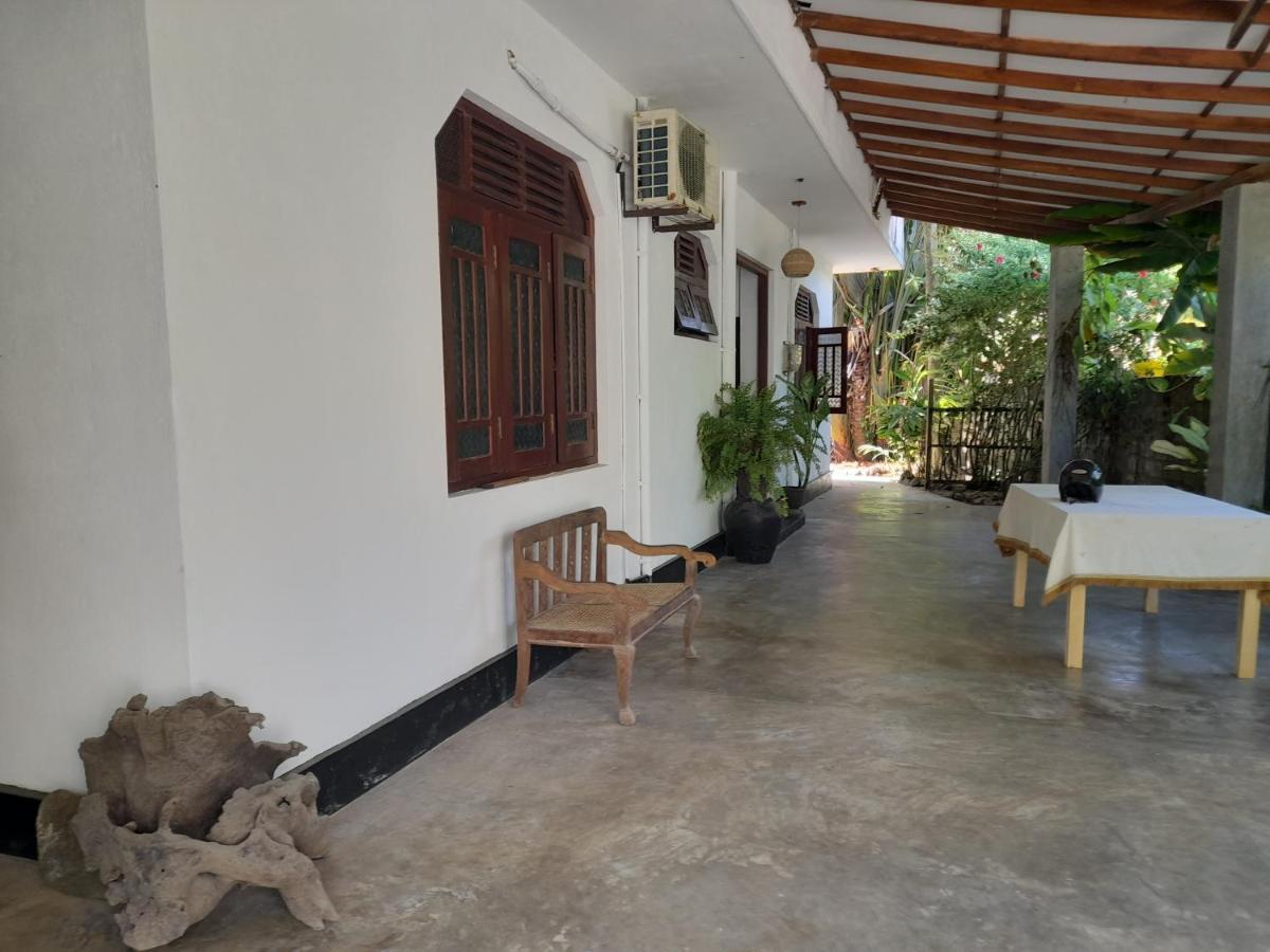 Hotel Mealanie'S House Unawatuna Esterno foto